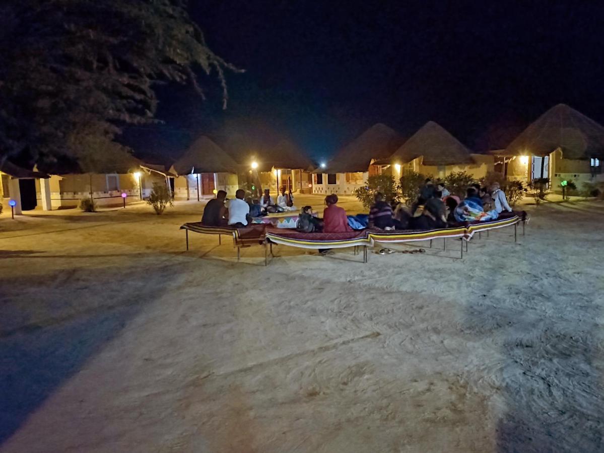 Kutir Craft Village Resort Bherandiāla エクステリア 写真