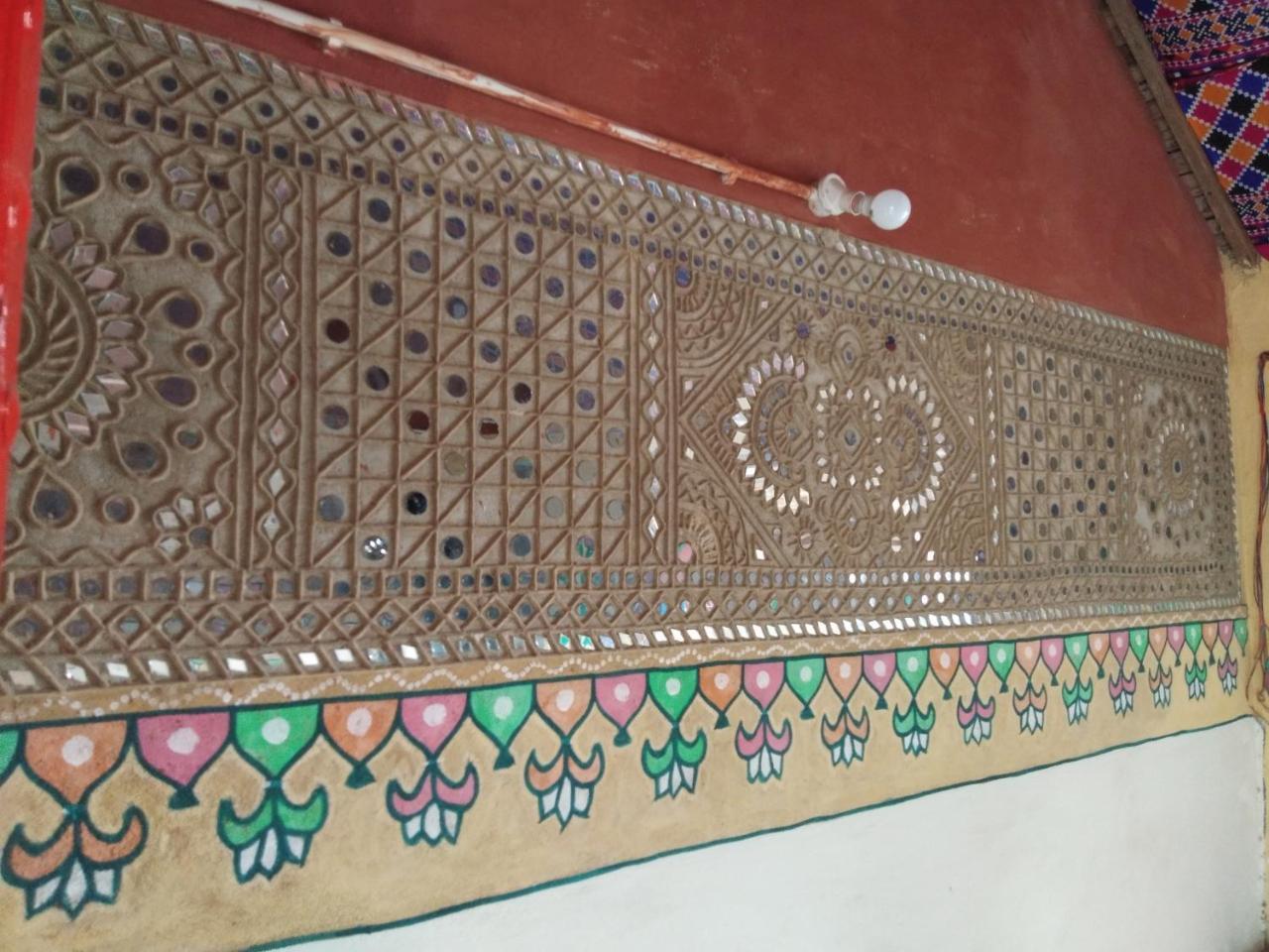 Kutir Craft Village Resort Bherandiāla エクステリア 写真
